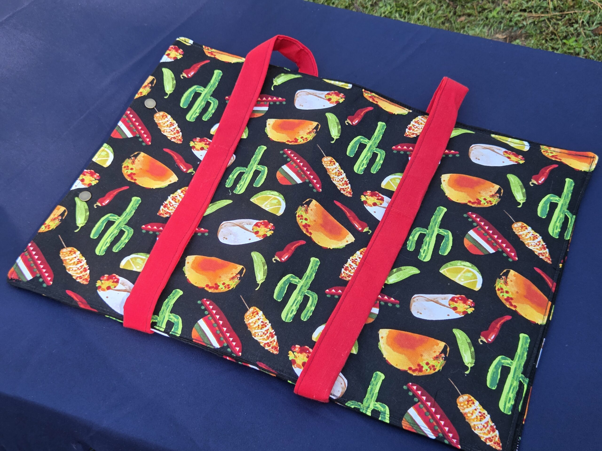 Southwestern-Themed Casserole Carrier/Tote - Image 6