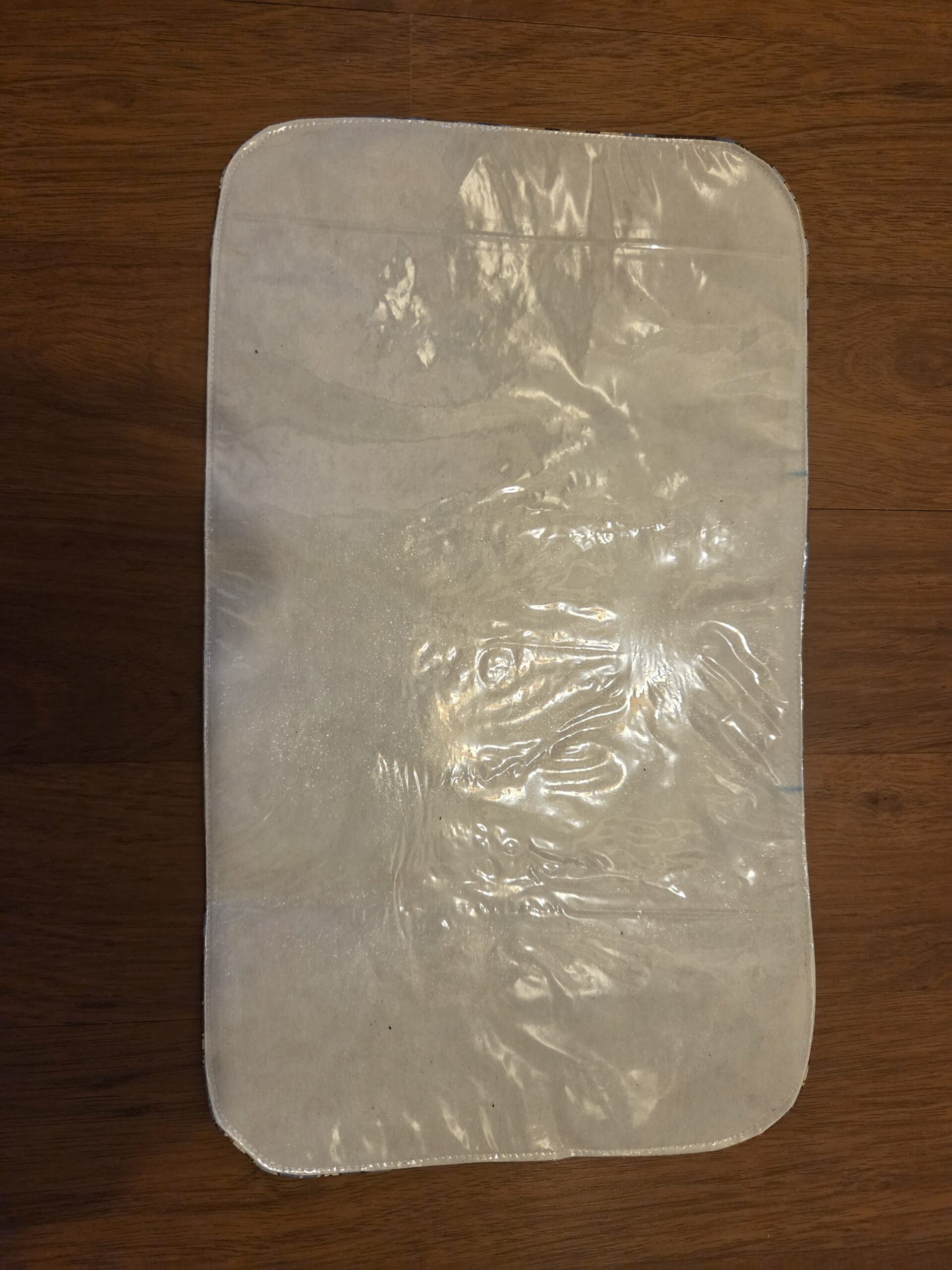Dog Food & Water Mat - size large - Image 2