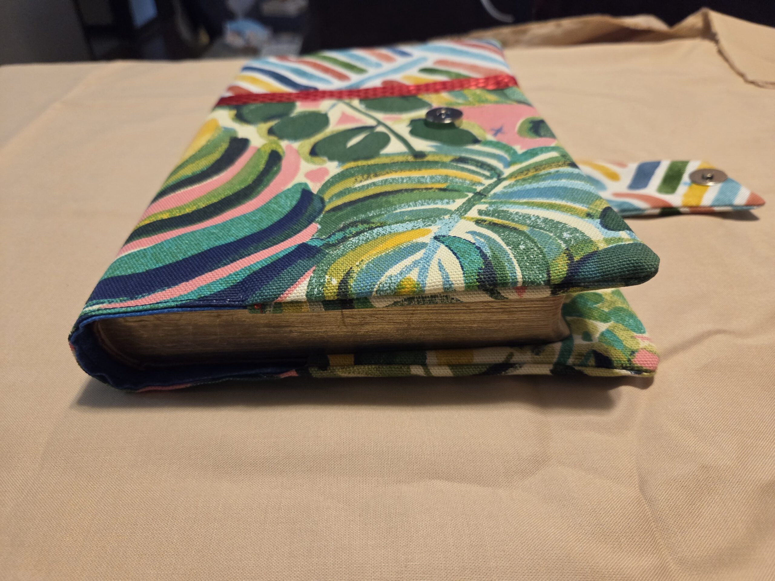 Bible Case: Monstera & Banana Leaves with Geometric Pattern - Rusty Red Trim, Blue Lining - Image 6