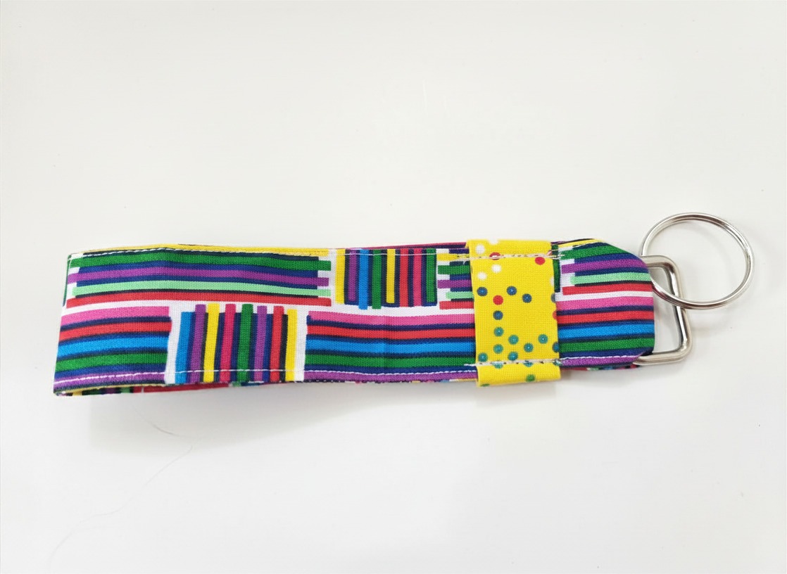 Wristlet Mini Wallet with Detachable Key Fob - Image 17