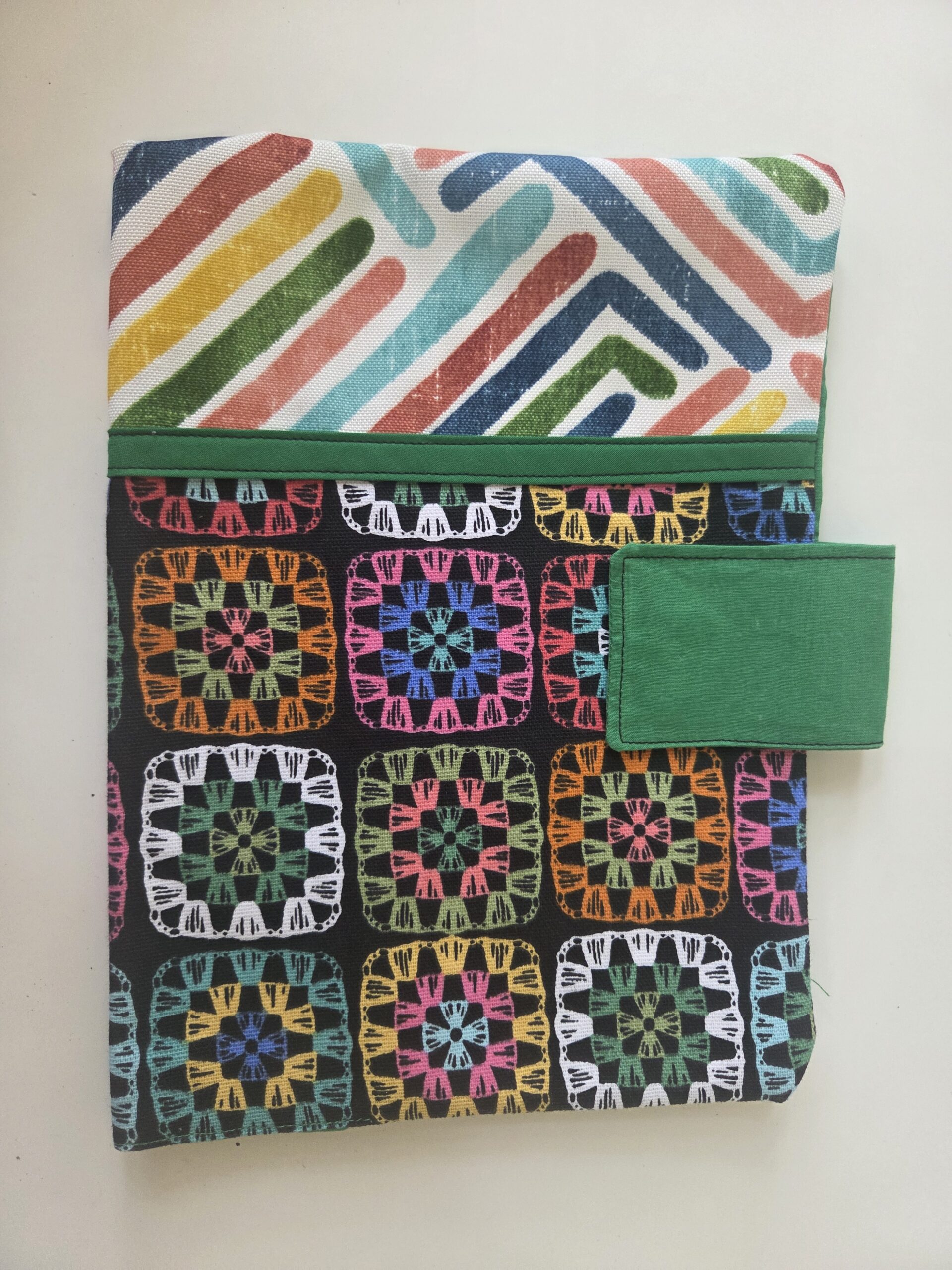 Bible Case & Pen Pouch. Pen pouch features wide elastic band, firmly attaches to bible, notebooks, class materials, etc. Holds pens, highlighters, etc.
