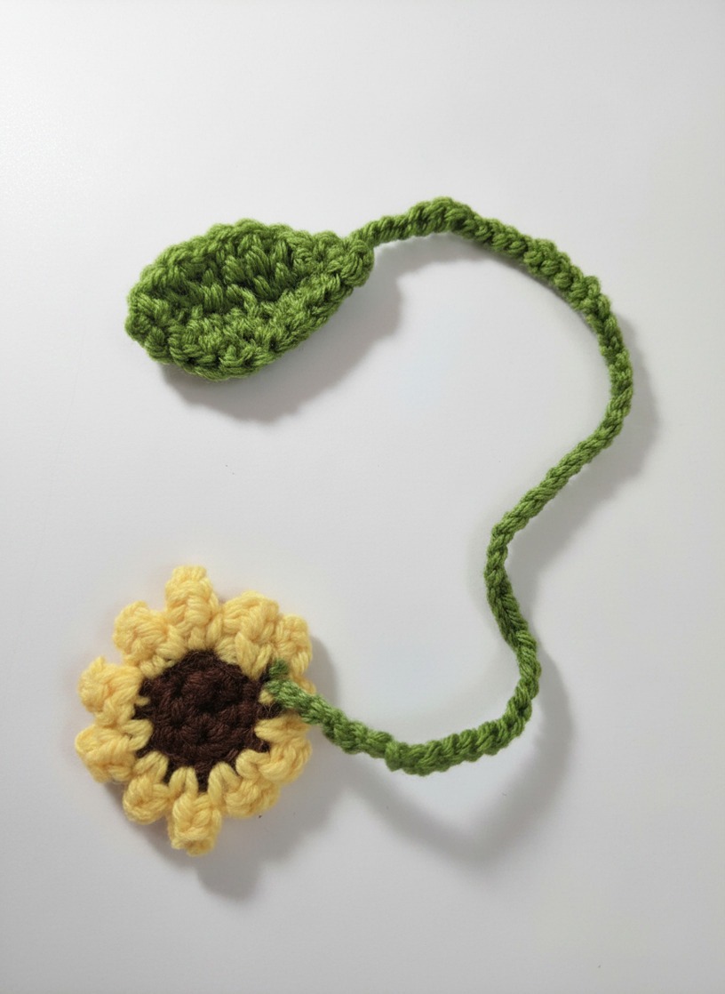 Sunflower Bookmark - crocheted - Image 3