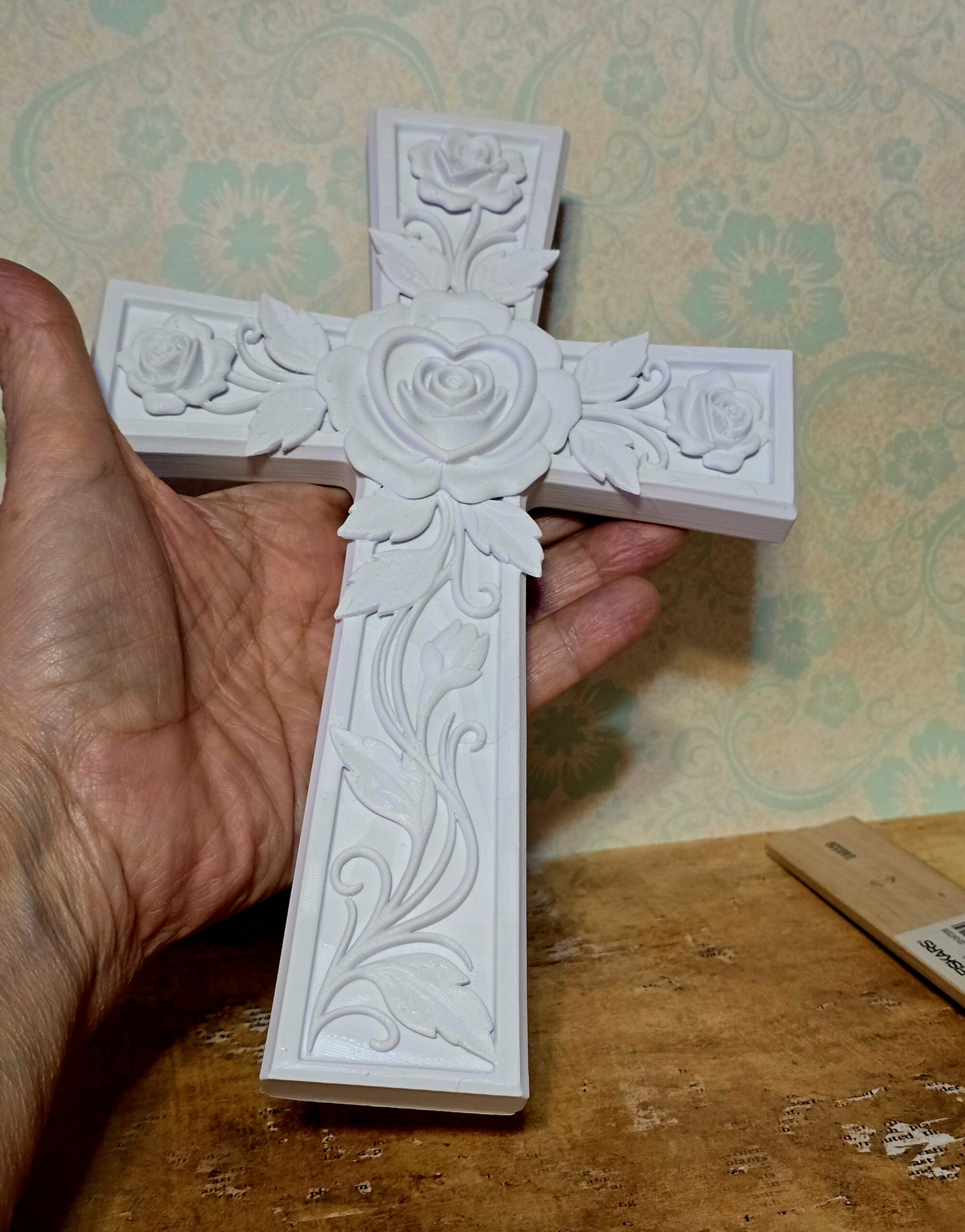 White Rose Cross - Image 2